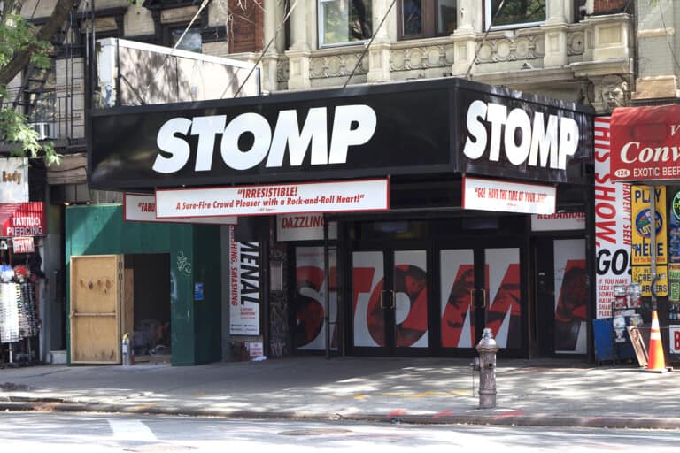 spectacle musical stomp new york