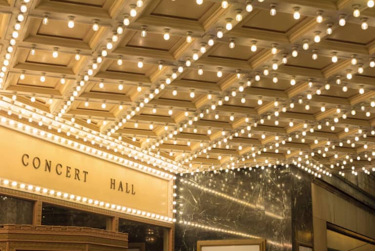 comedies musicales brodway theatre