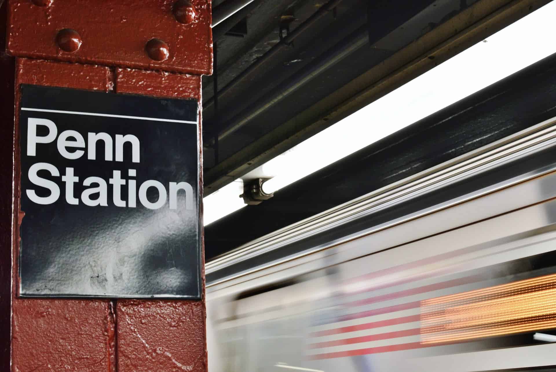 gratte ciels de new york Penn Station new york