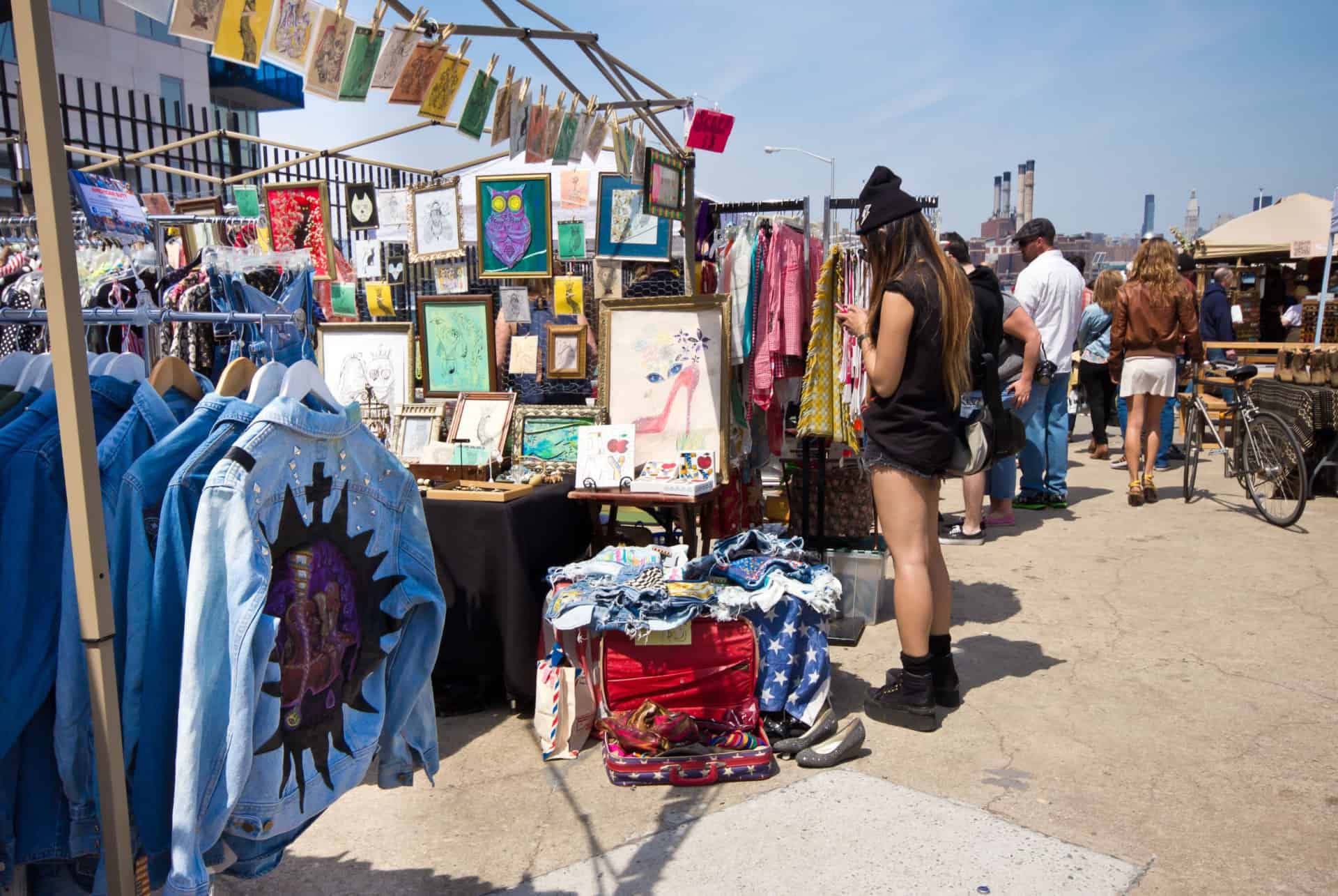 marche puces quartier williamsburg a brooklyn