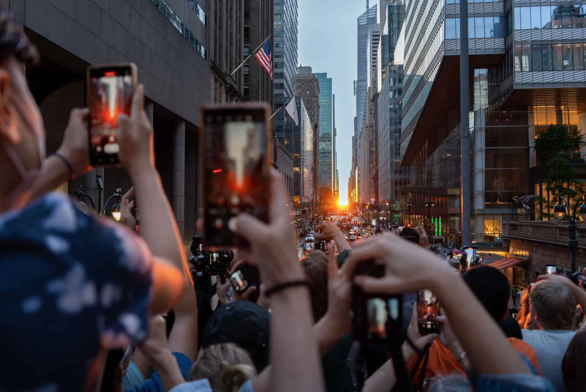 affluence touristique manhattanhenge
