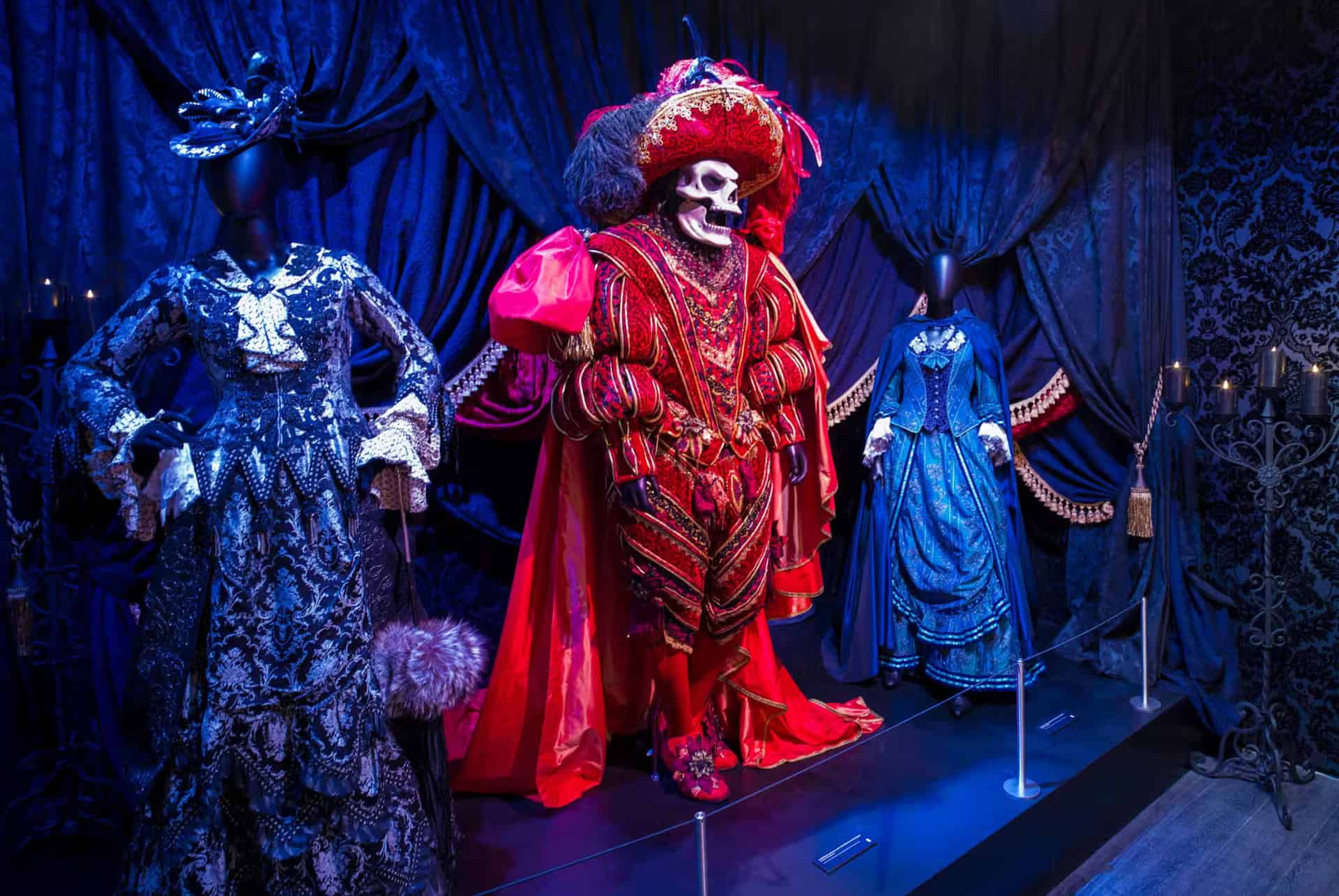 costume broadway